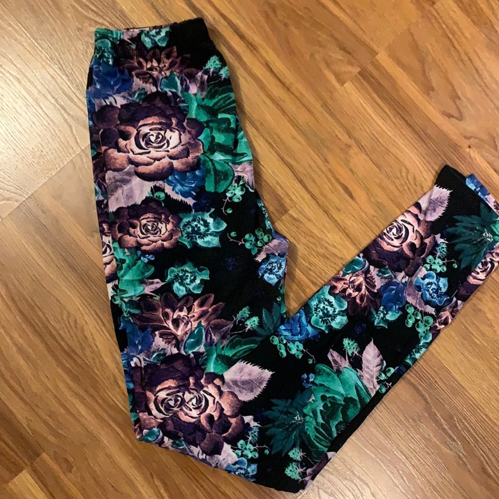 Floral leggings